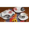 KC-00162 / Porzellan-Dinner-Set / Chrysantheme-Design